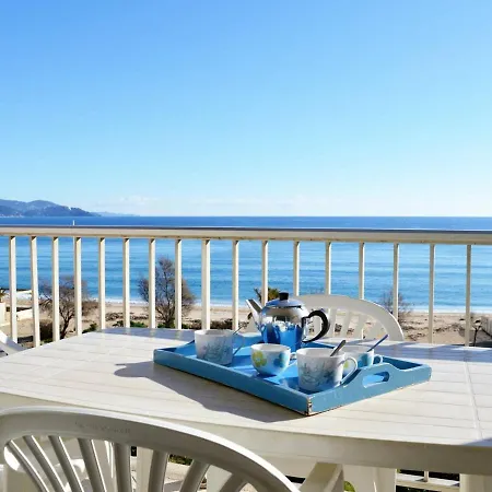 Lägenhet 3 Pieces Avec Parking, Animaux Admis, - Fr-1-251-374 Le Lavandou